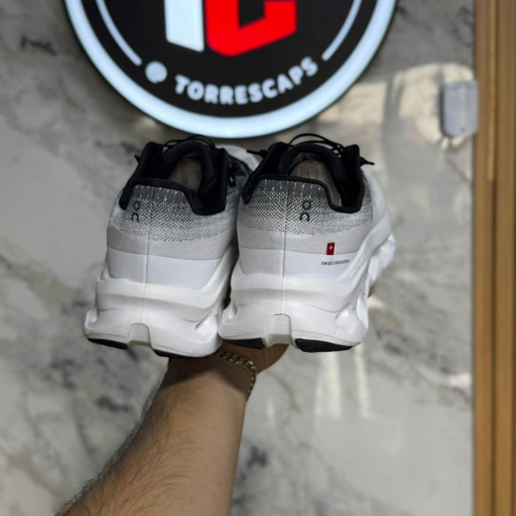 TENIS ON CLOUD RUNNING CLOUDTILT  BLANCOS (CALIDAD g5)