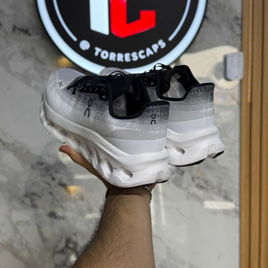 TENIS ON CLOUD RUNNING CLOUDTILT  BLANCOS (CALIDAD g5)