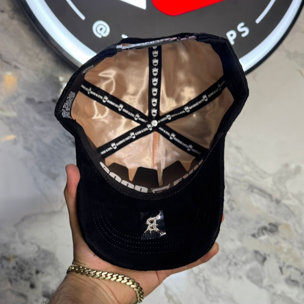 77 LE BARBAS HATS