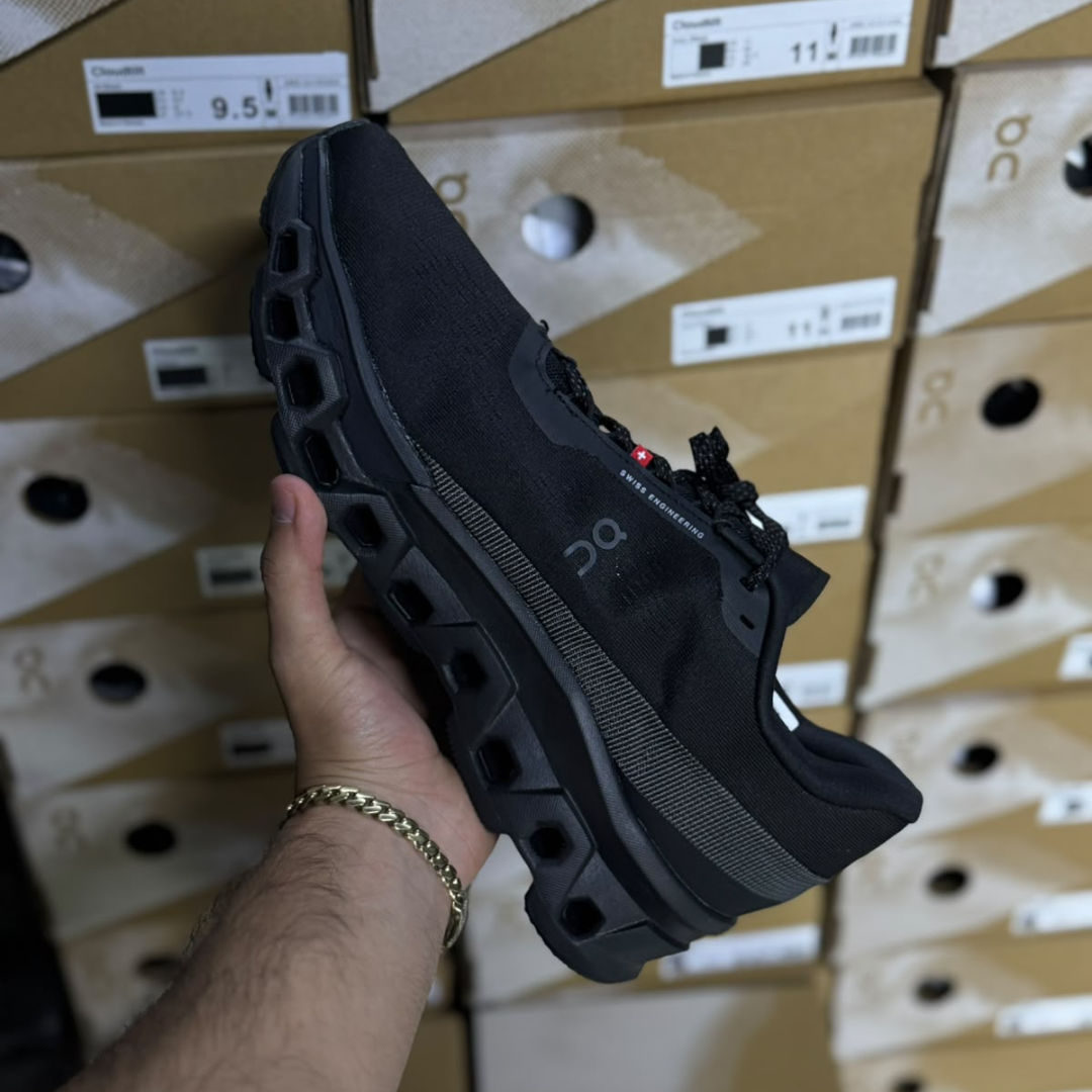 TENIS ON CLOUDMONSTER NEGROS (CALIDAD g5)