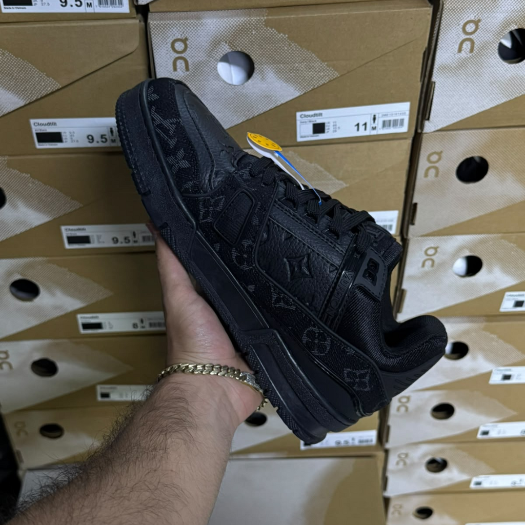 TENIS LV TRAINER NEGRO (CALIDAD g5)
