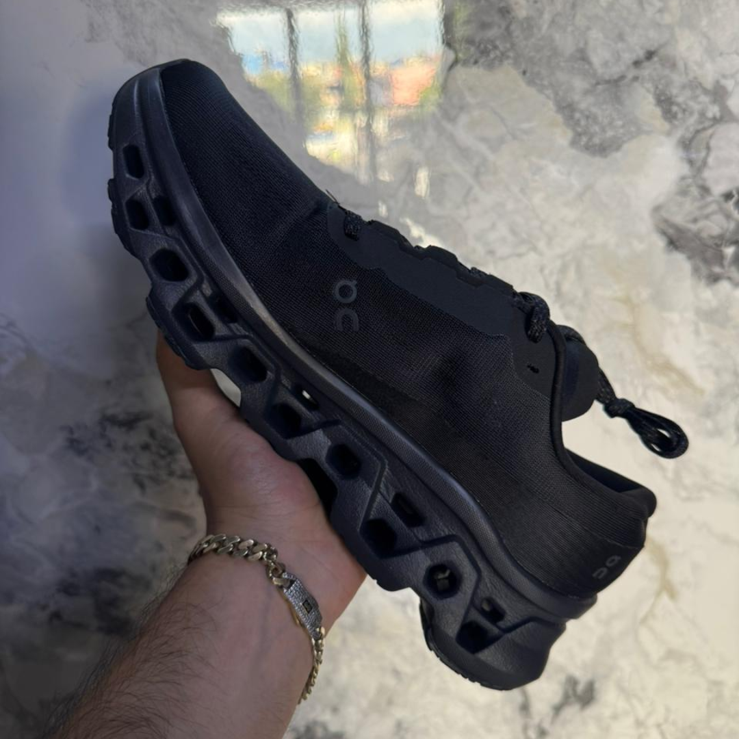 TENIS ON CLOUDMONSTER NEGRO