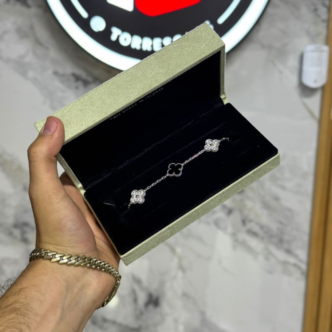 NEGRO CON ZIRCONIAS ORO BLANCO PULSO TIPO VC