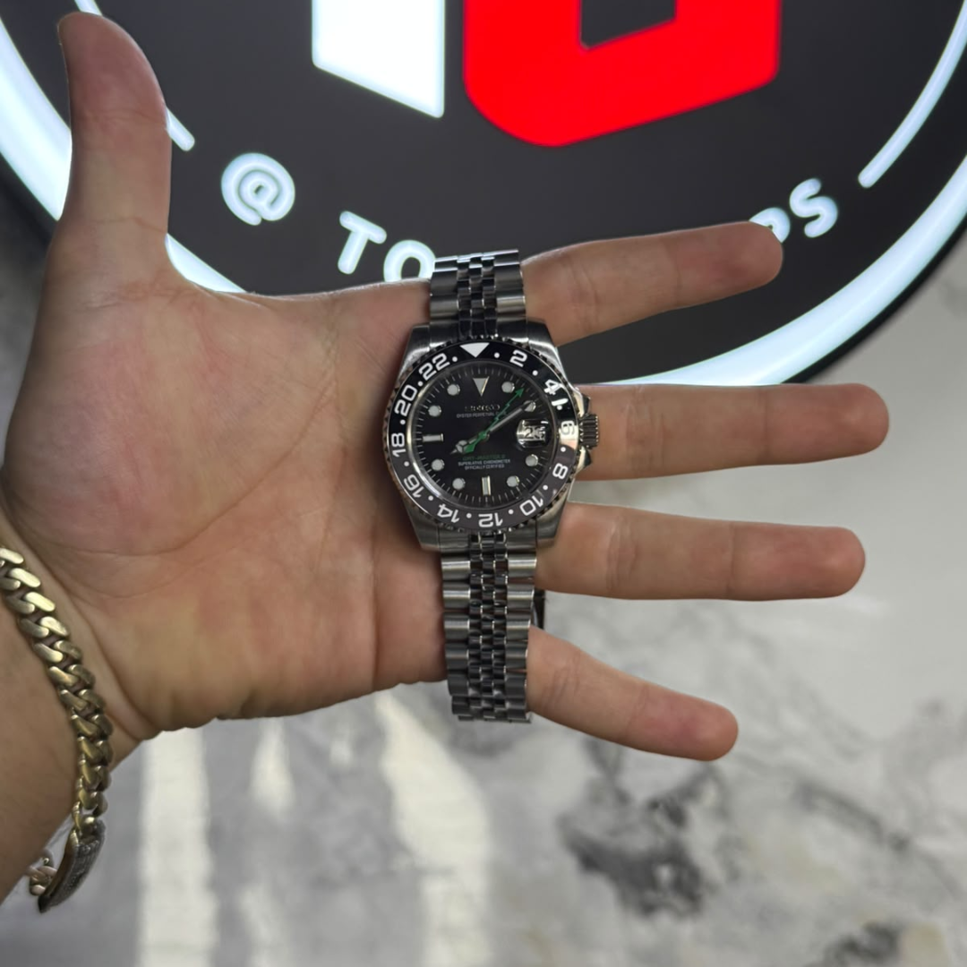 RELOJ SEIKO MOD GMT BRUCE WAYNE