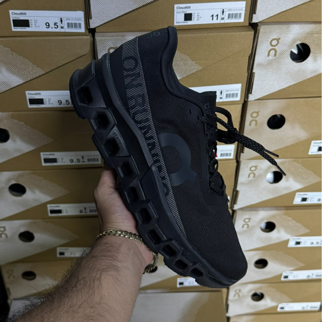 TENIS ON CLOUDMONSTER NEGROS (CALIDAD g5)