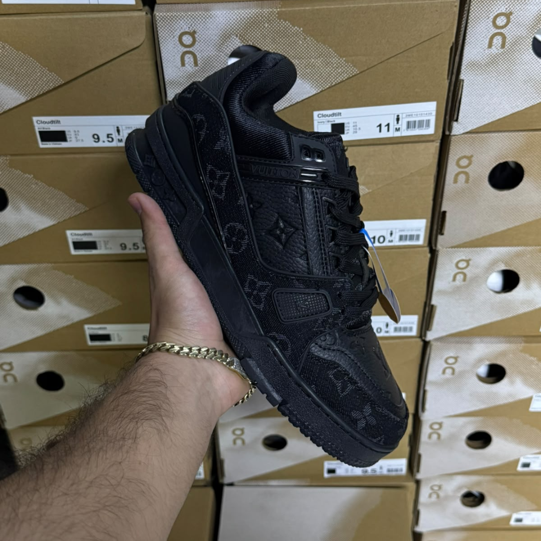 TENIS LV TRAINER NEGRO (CALIDAD g5)