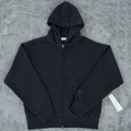 HODDIE ESSENTIALS ZIP JET BLACK (LETRAS NEGRAS)